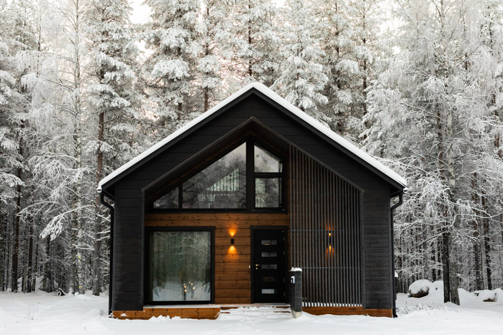 skyraretreat talvi miikahamalainen 1 24