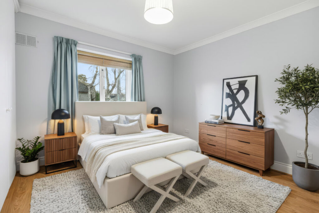 13 print I29A5401 virtually staged