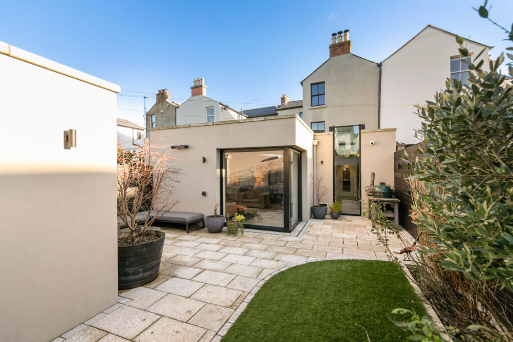 14CastleparkRoad 25 ce7a0220