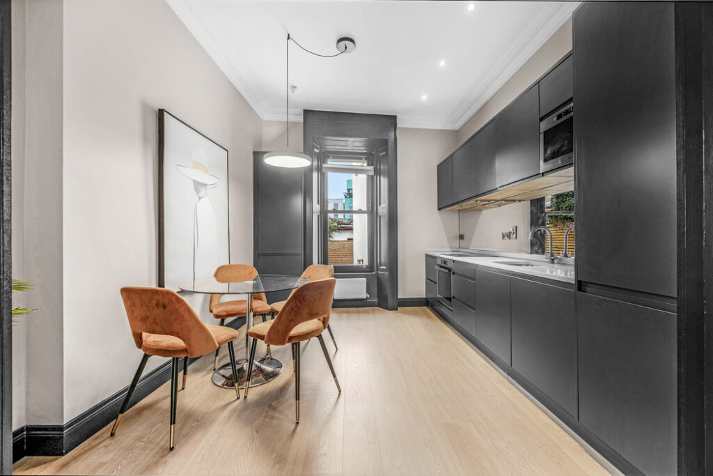 26 Erne Street kitchen