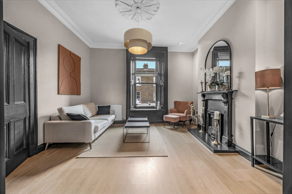 26 Erne Street living room