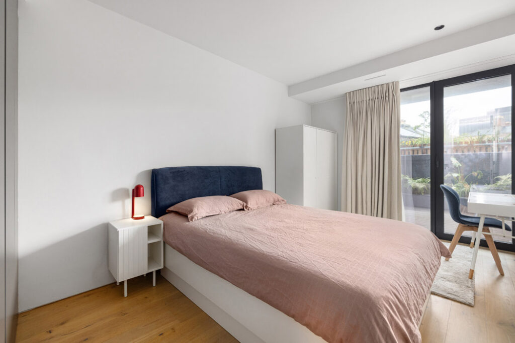 85940 R 1 0 apt 11 55 lad lane 22