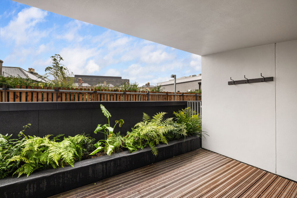 85940 R 1 0 apt 11 55 lad lane 32