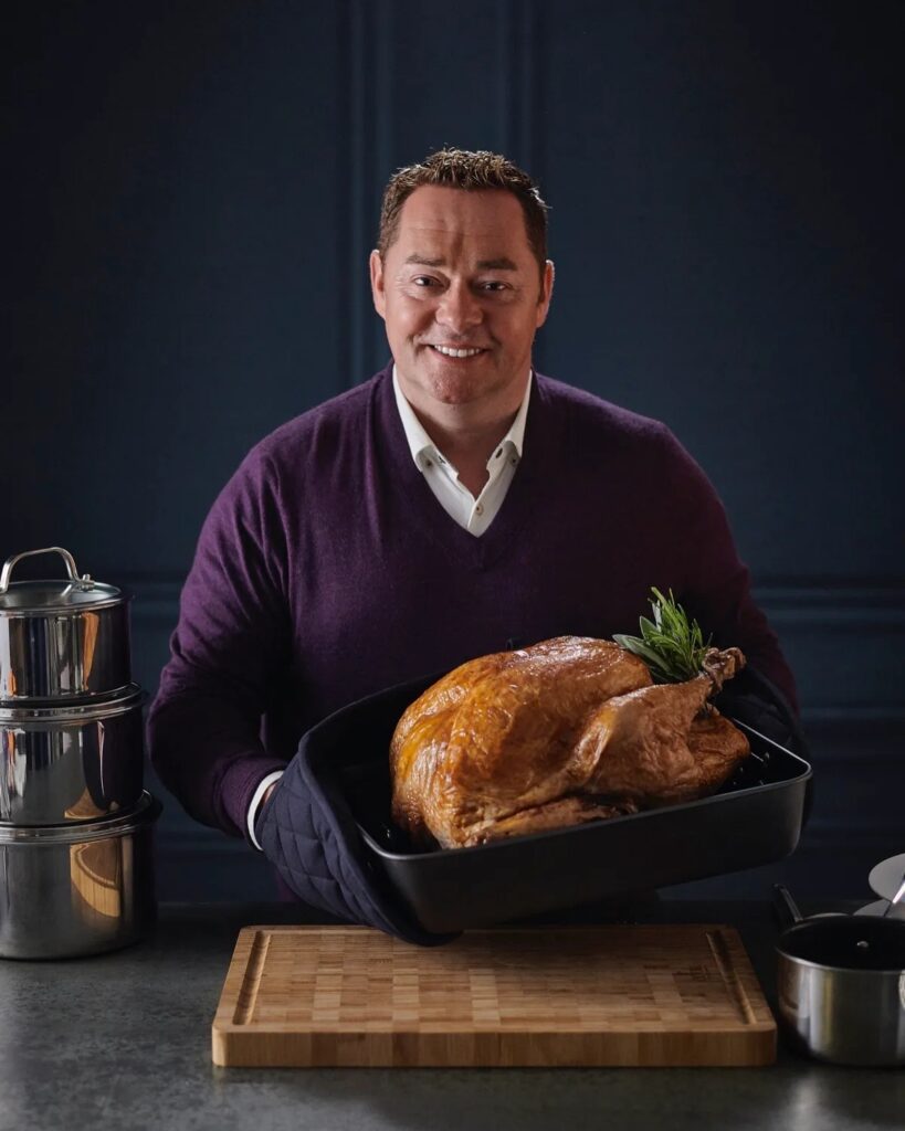 Neven portrait 2584875 1600 auto