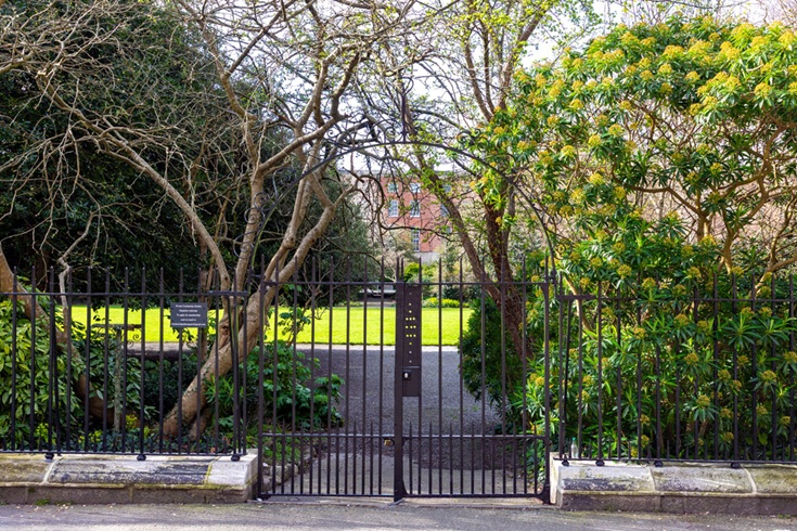 The Sq66FITZWILLIAMSQUARE 1 7b8a6621