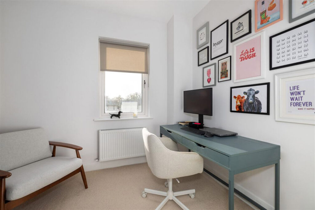 ba9de6d0 4531 46ed 80bd c4d512f372d2 x