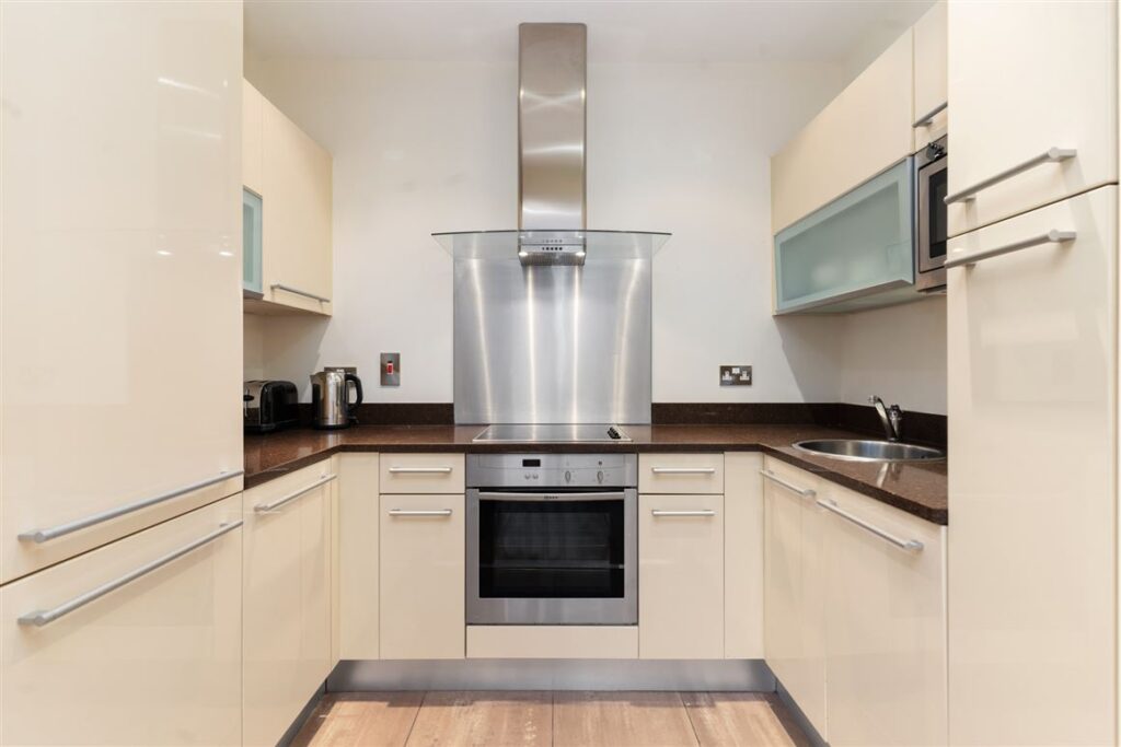 07ca1ec6 bd50 4189 a10d ab9db2a47408 x