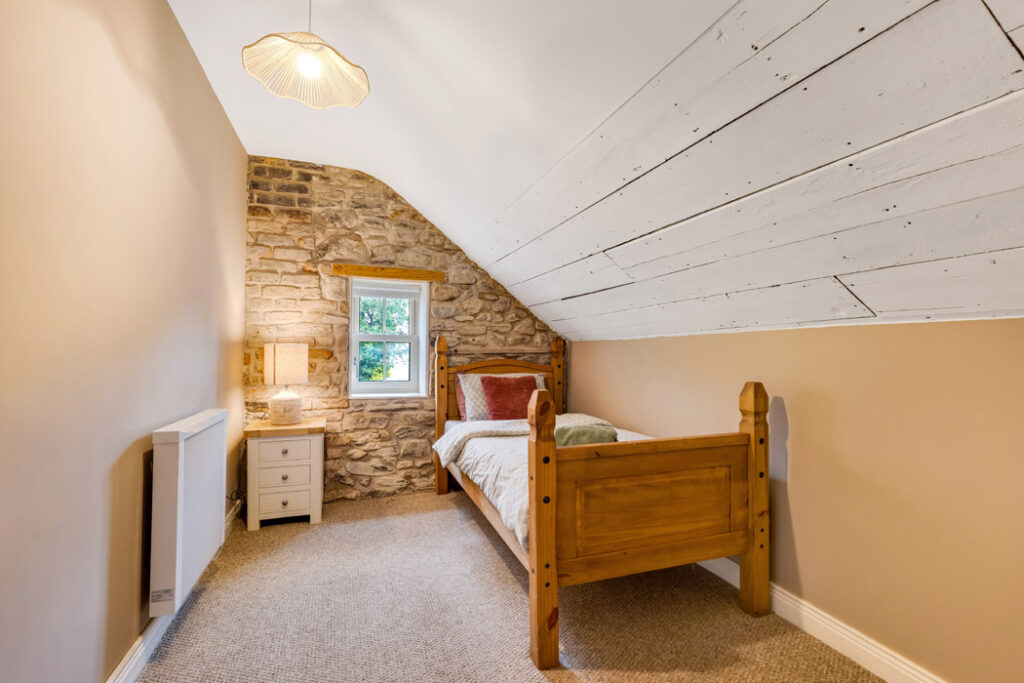 The Cottage Interior 37