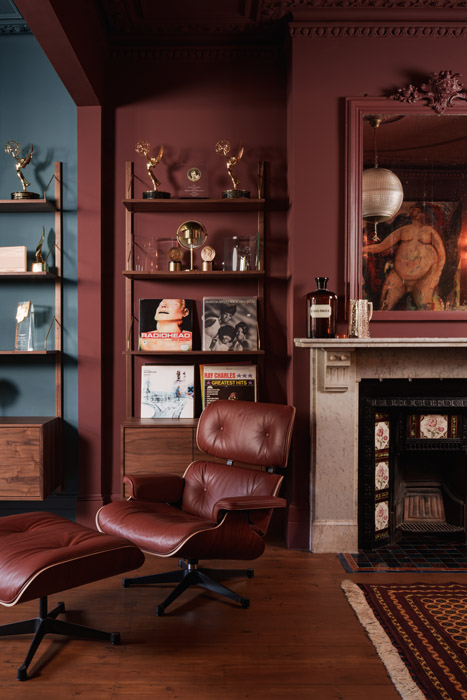 Zoe Willis Narbonne Avenue HR 06