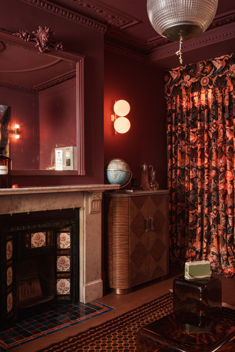 Zoe Willis Narbonne Avenue HR 09