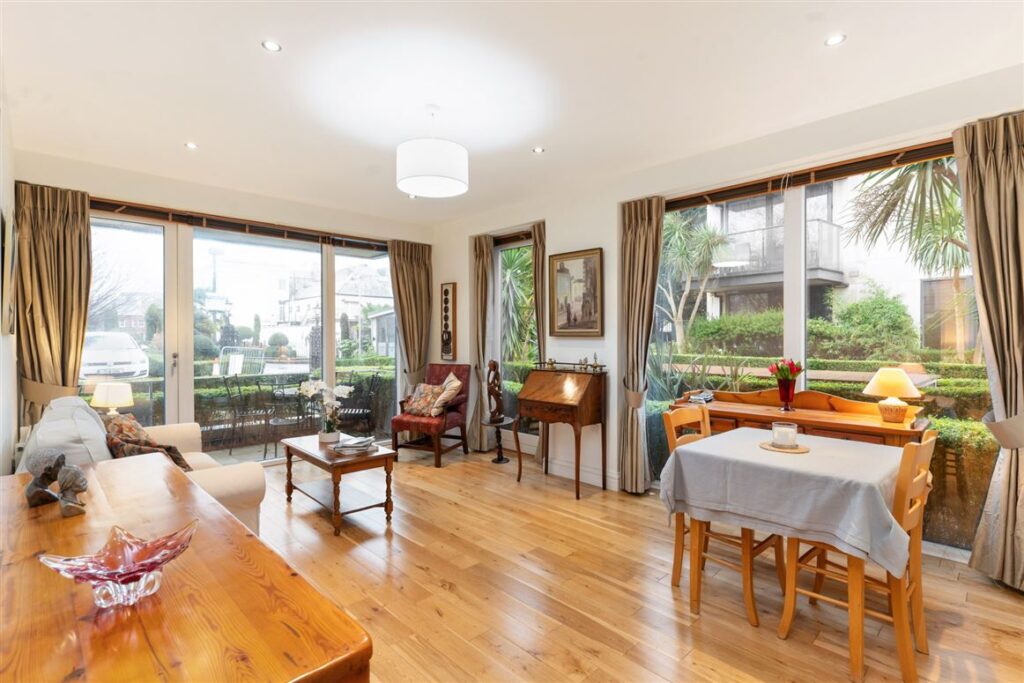 b93379d2 867f 43ac 8c64 2d2bb507a291 x