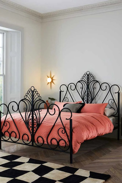 rockettstgeorge Peacock Bed 2 sizes lores