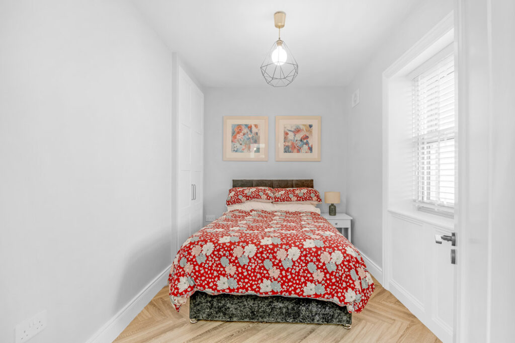 14 Albert Court bedroom 2