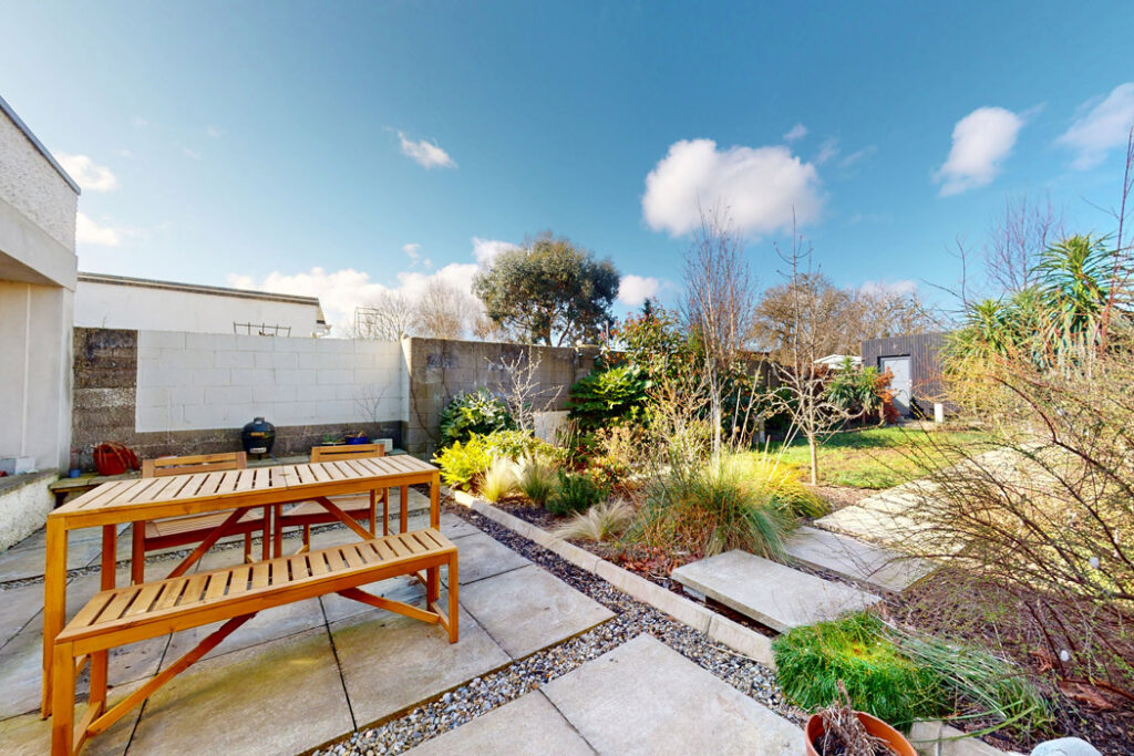 15 Drumcliffe Drive 023
