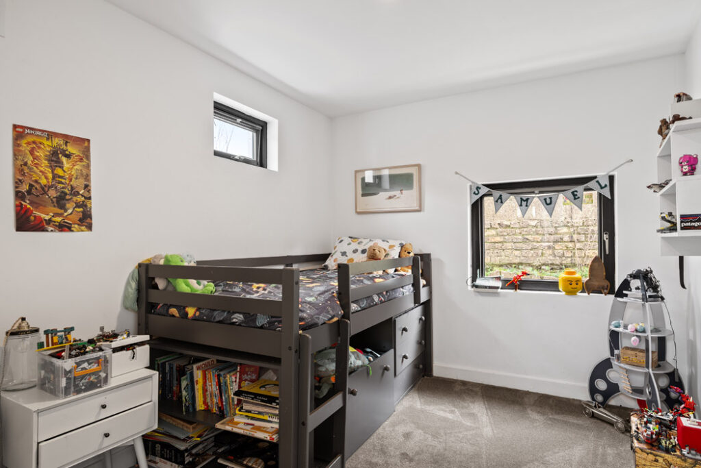 21 print Image 23