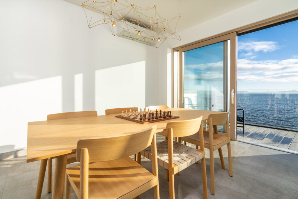 Bankhead INT 33 BLURRED