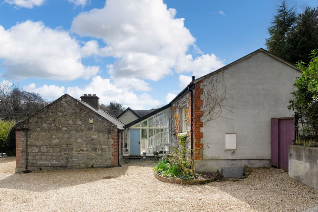 30 web or mls Image 7