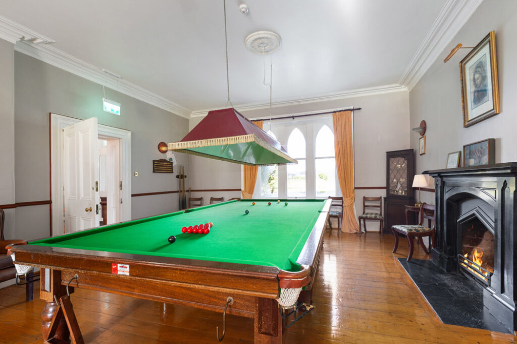 6a. games room