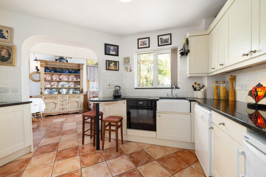 7CliffManor 29 7 cliff manor 53