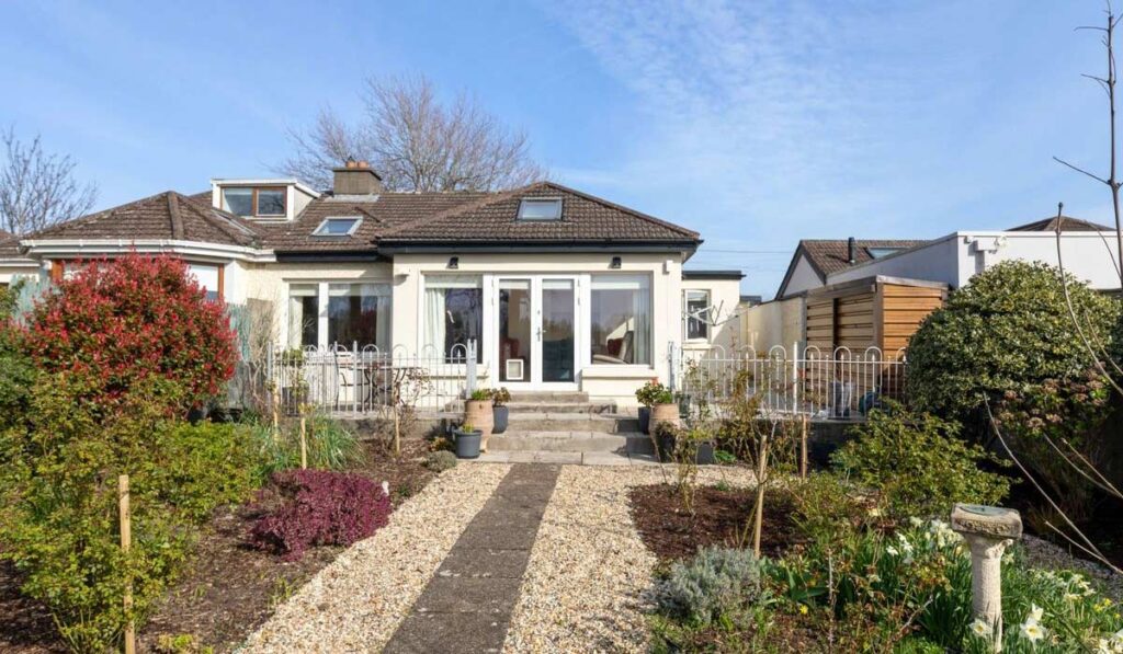 bungalows mount merrion 1