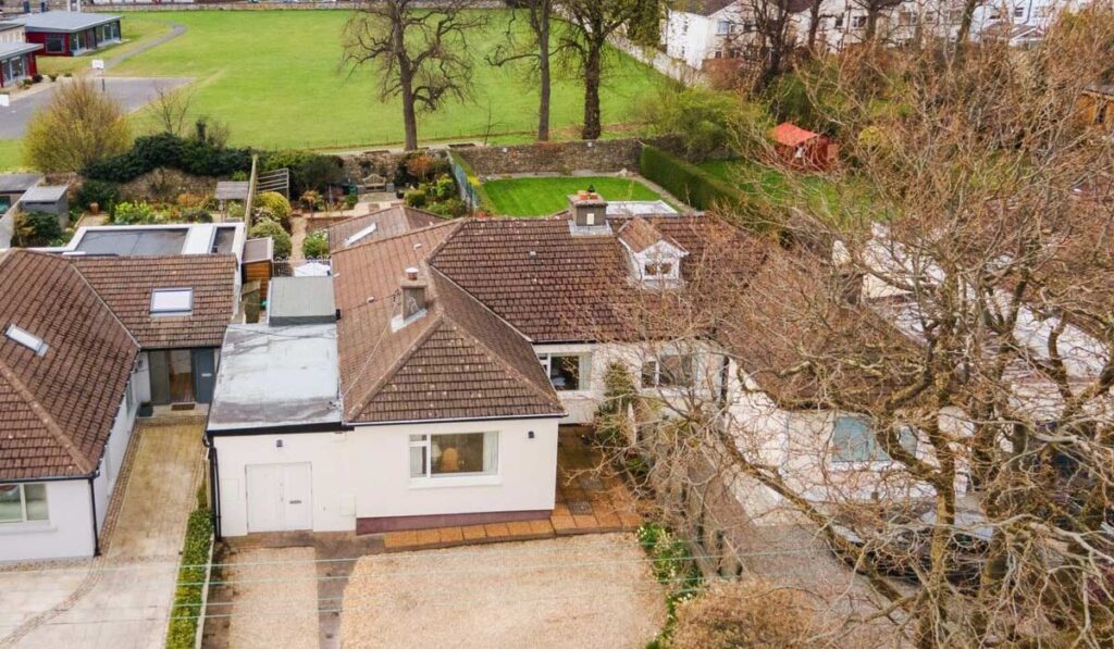 bungalows mount merrion 2