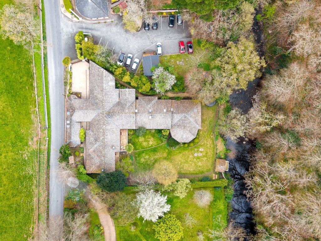 dronw show showing layout