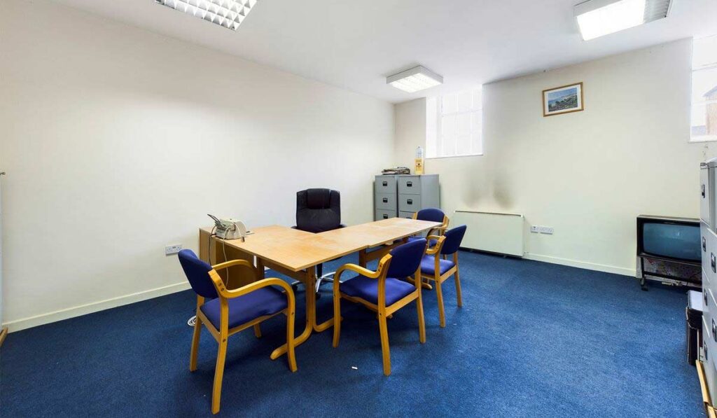 home above shop ennis 3