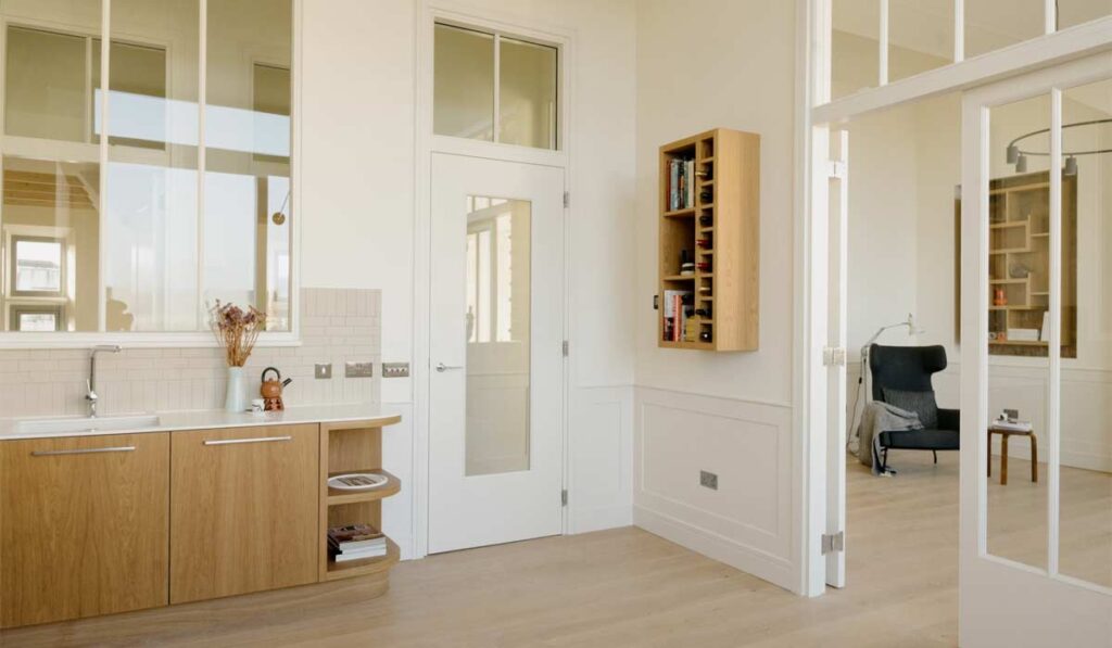 vacant above shop dun laoghaire 2