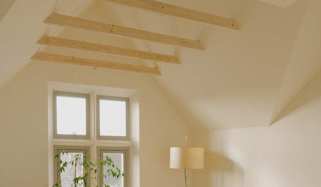 vacant above shop dun laoghaire 4