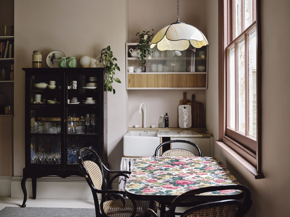 ©Beth Davis Mylands Laura Sawyer 02