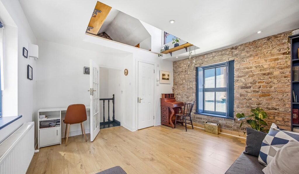1 Hanover Square 18 e1778600866639