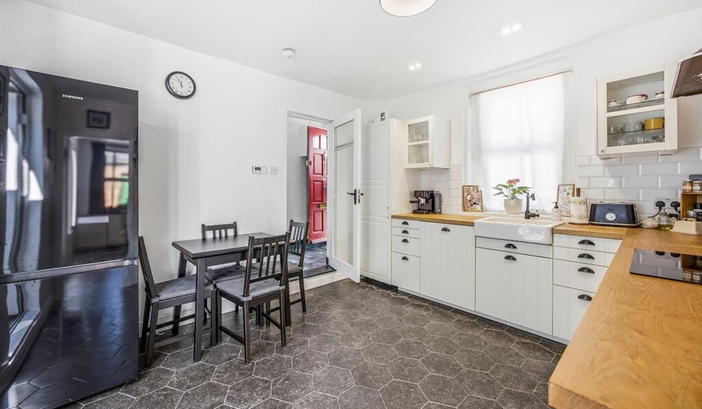 1 Hanover Square 2 e1778600203621