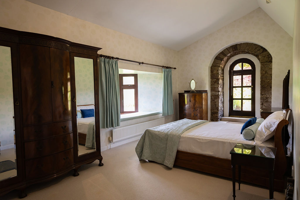 2 for €695k: Fairview, Dublin 3 or fair views over the Blackwater valley? 5 1K8A0503HR