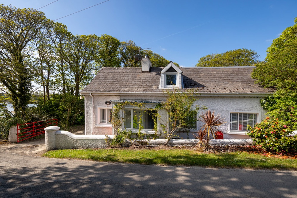 cottage
