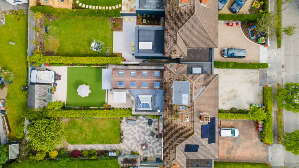 88447 R 1 DJI 0540