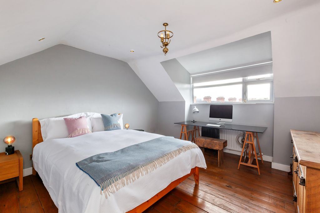 2 for €695k: Fairview, Dublin 3 or fair views over the Blackwater valley? 13 9167f633 a7ec 4178 995a