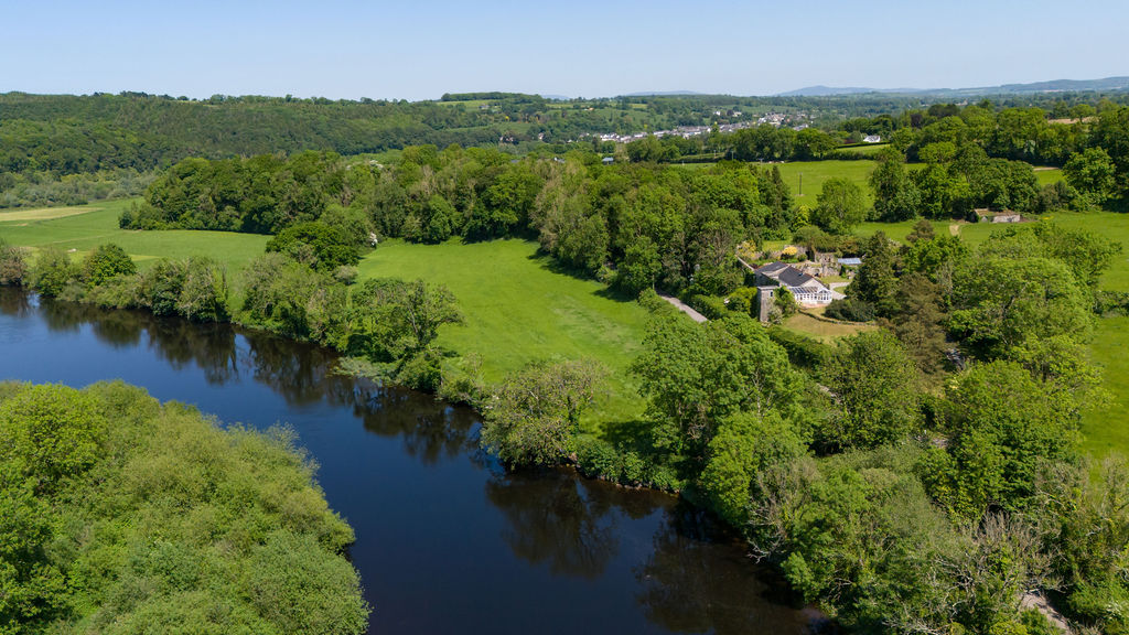2 for €695k: Fairview, Dublin 3 or fair views over the Blackwater valley? 7 DJI 20260525151545 0022 D