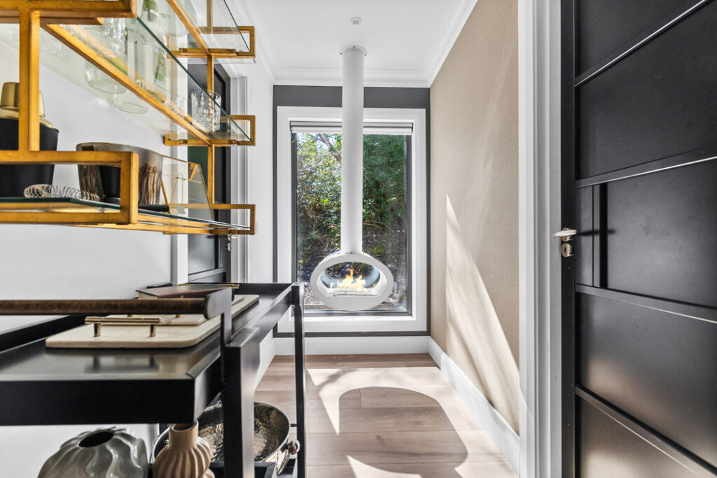 This A-rated house offers incredible glamour for €795k, including a heated outdoor pool and hot tub 12 Foxglove House Photos Lyne Media 104