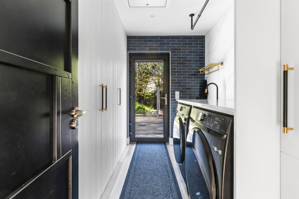This A-rated house offers incredible glamour for €795k, including a heated outdoor pool and hot tub 11 Foxglove House Photos Lyne Media 106