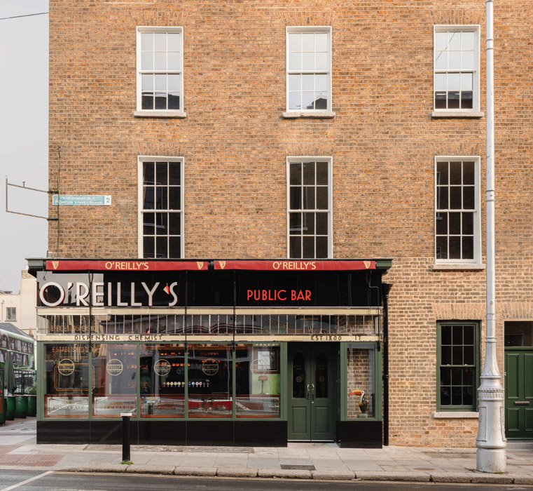 OReillys Public House Lawrence and Long Architects Photo by Peter Molloy 1