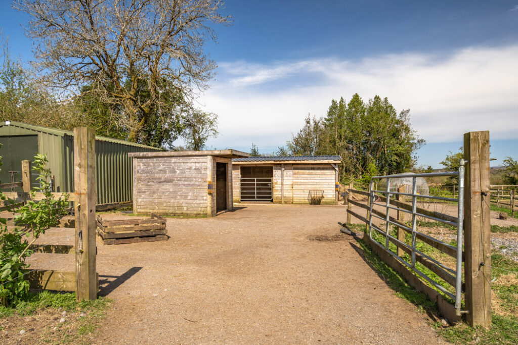 Thatch Cottage 129