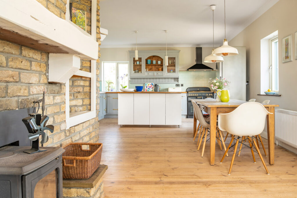 Thatch Cottage 41