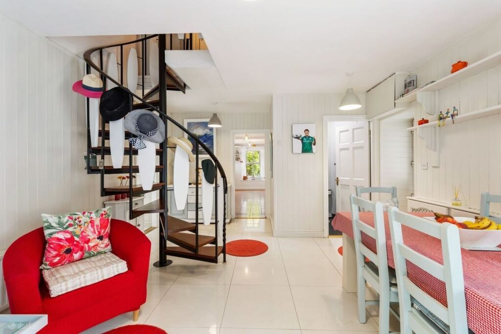 Mill house with the “best water in Ireland” at a great price 13 family room