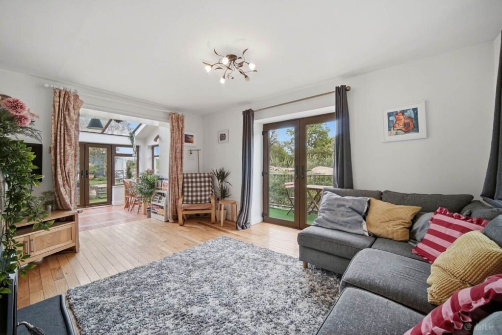 living room to sun room