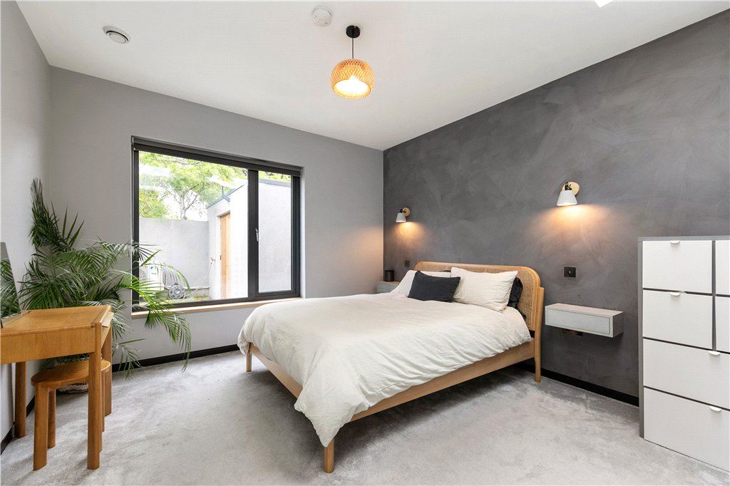 principal bedroom 1