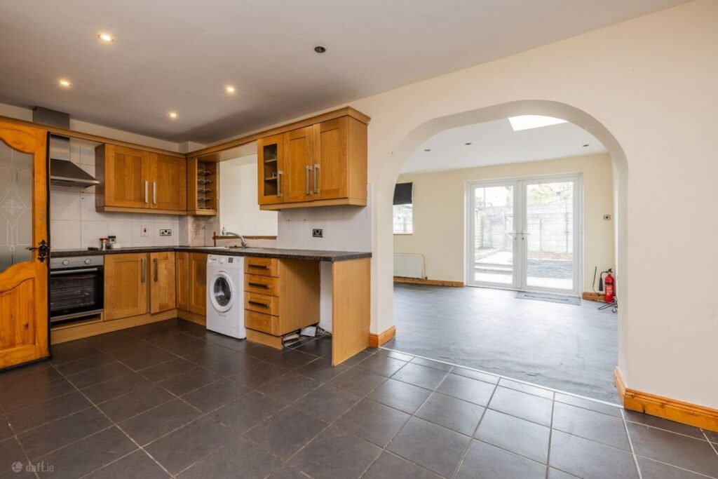 6 of the best houses for €300k or less across six counties in Ireland 13 rush kitchen use