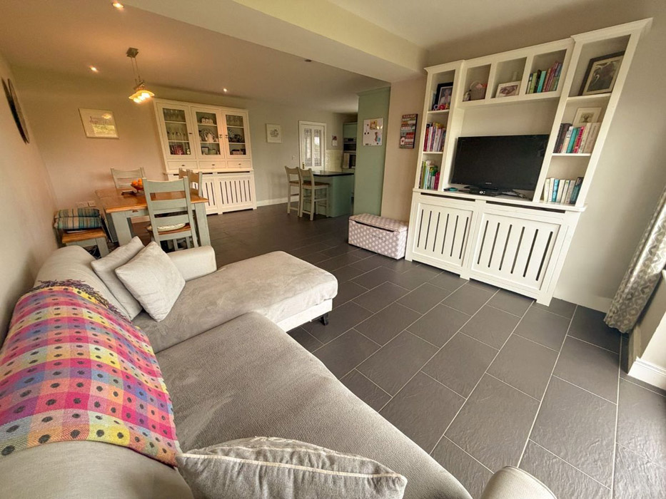 6 of the best houses for €300k or less across six counties in Ireland 16 tipperary kitchen 1