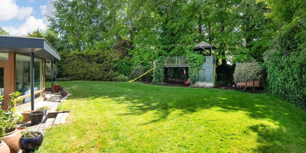treehouse
