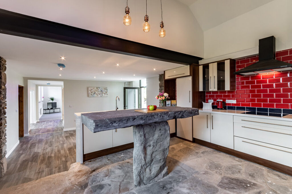06 kitchen
