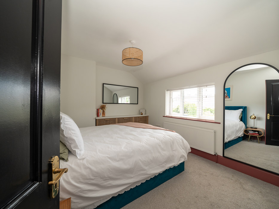 Fully renovated Dublin 8 three-bed seeking €595k 5 108 Tyrconnell Park 05189
